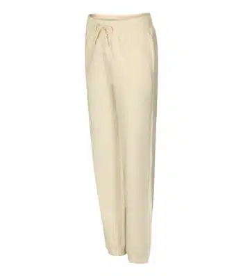 Meadow - 21 - Almond - C